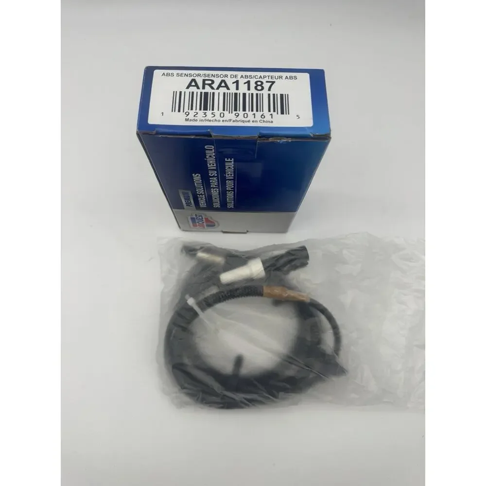 Rear ABS Wheel Speed Sensor Left Or Right Carquest ARA1187 for FordCrownVictoria